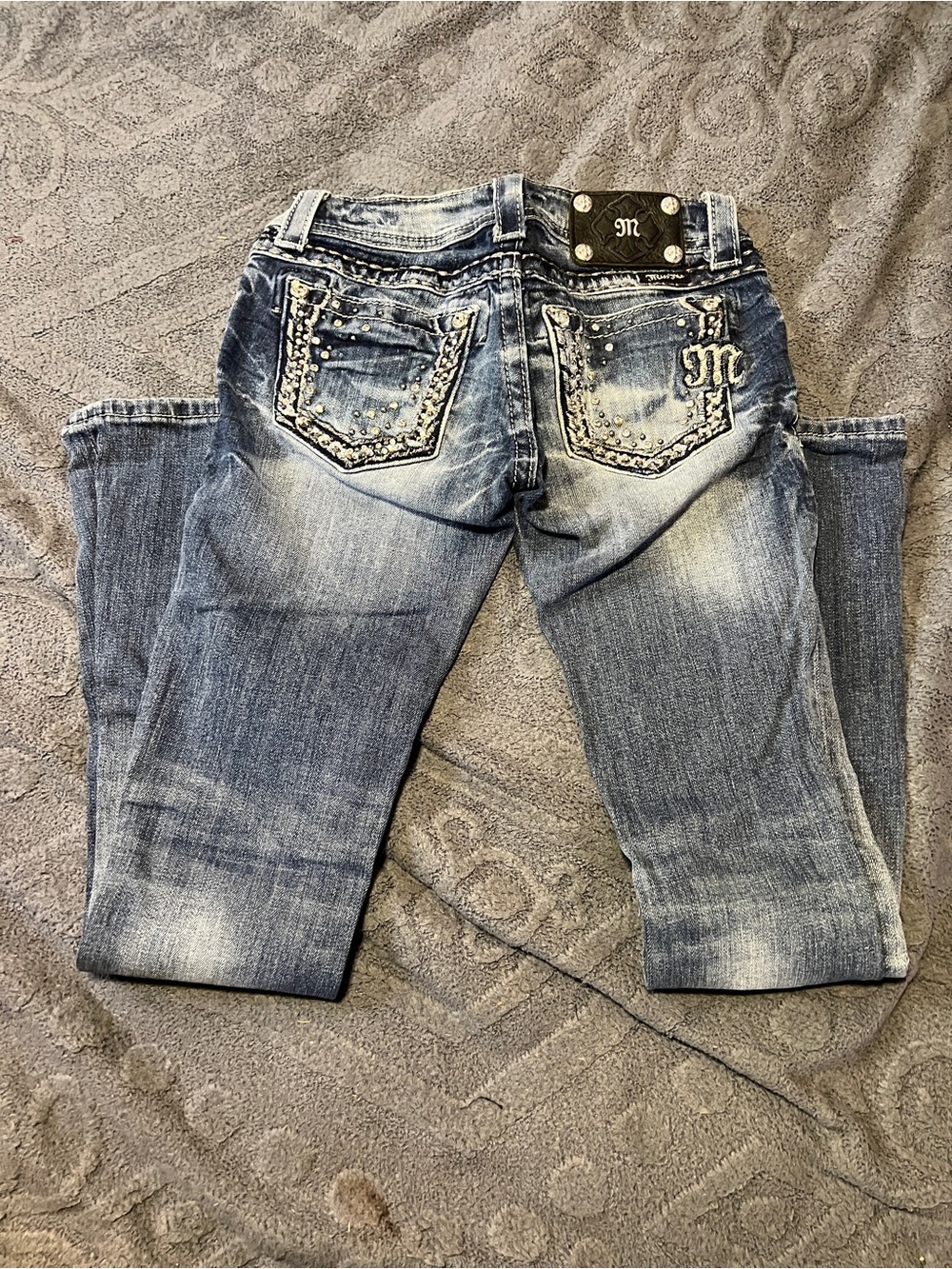 Miss Me Women's Boot Cut Jeans in Faded Blue Wash - Picture 3 of 4